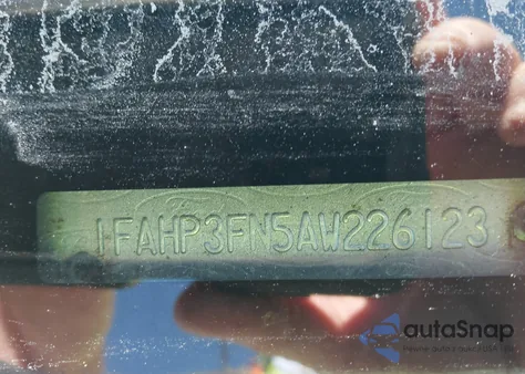 2010 Ford Focus Se из США, поврежденный, VIN 1FAHP3FN5AW226123